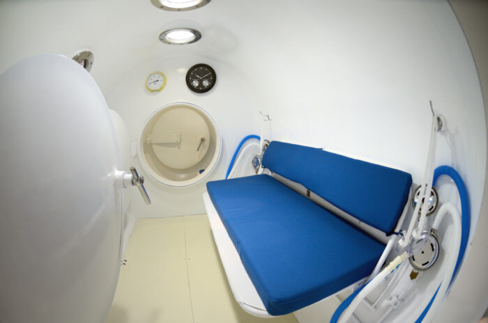 Hyperbaric chamber