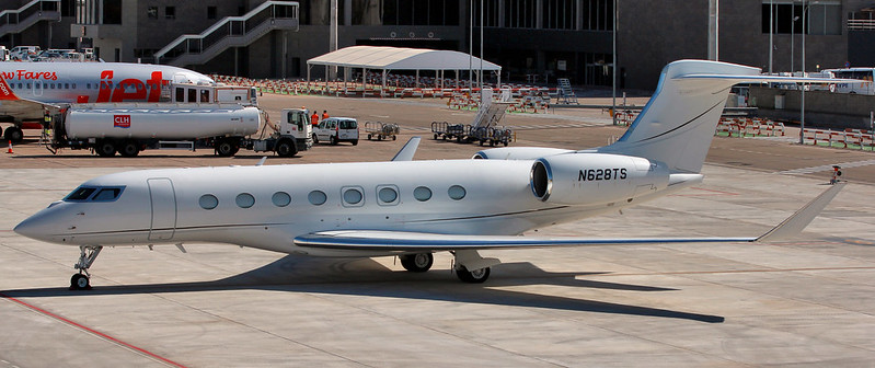 Elon Musk / Gulfstream G650 / N628TS