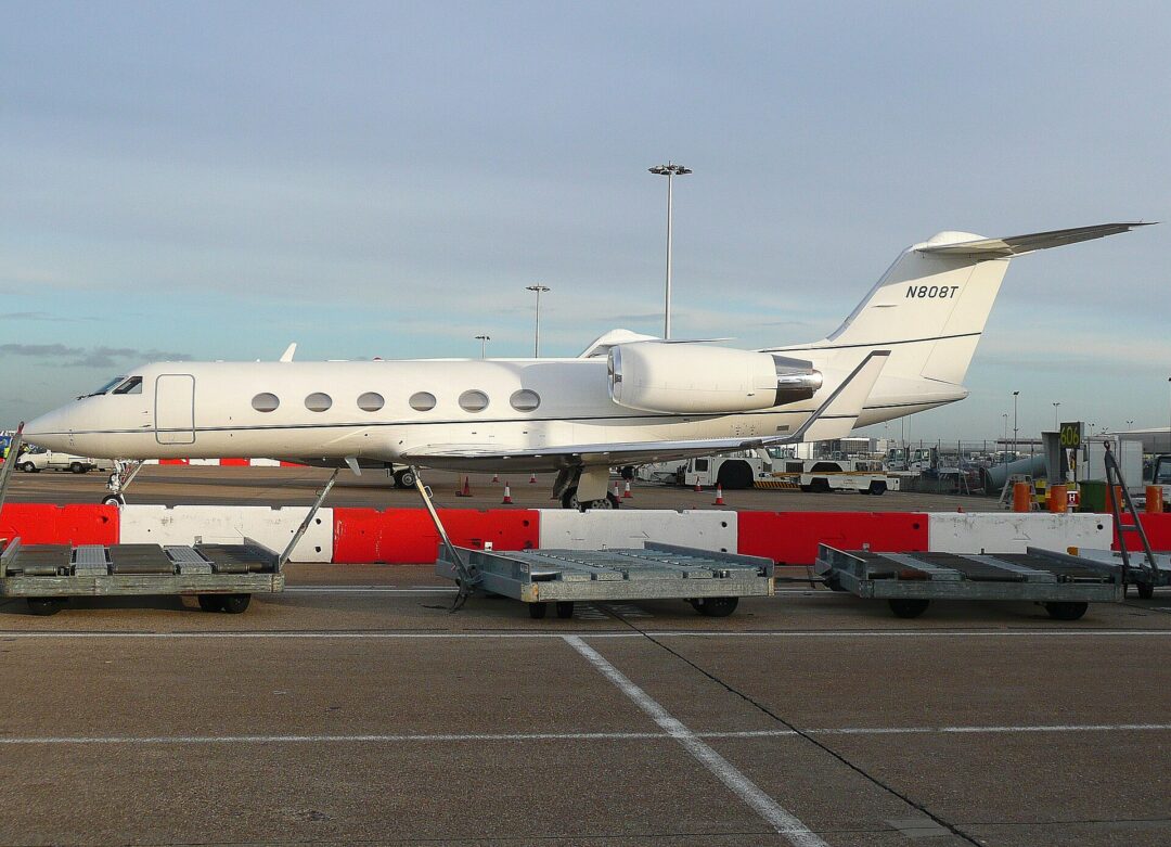 N808T G4 Odin Aviation on std 606 believed to be Tom Cruise's aircraft.