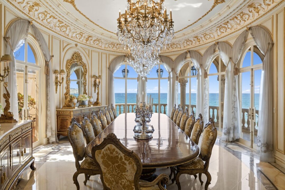 Dining room at The Sand Castle