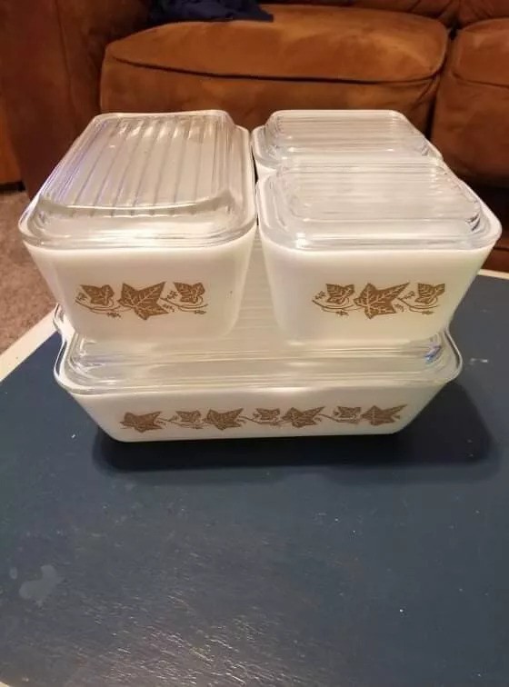 pyrex fridge dishes