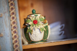 Vintage cookie jar