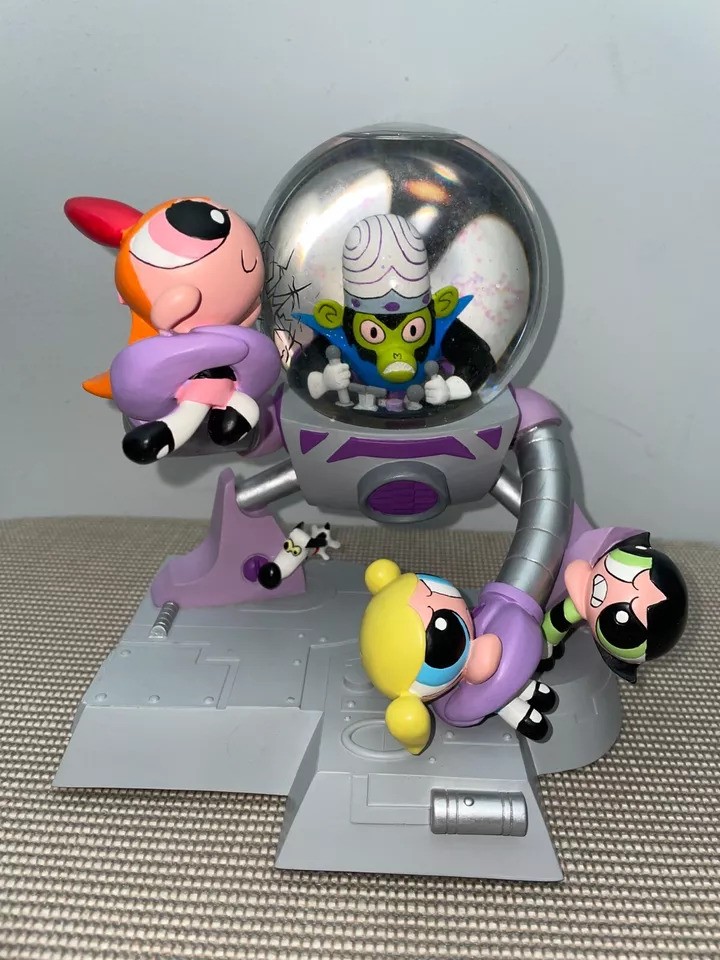 powerpuff girls snow globe