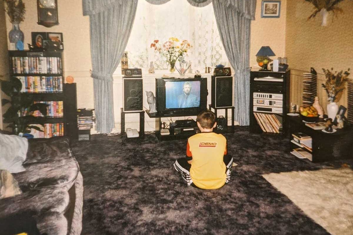 1990s Design Trends That Ruled the Decade