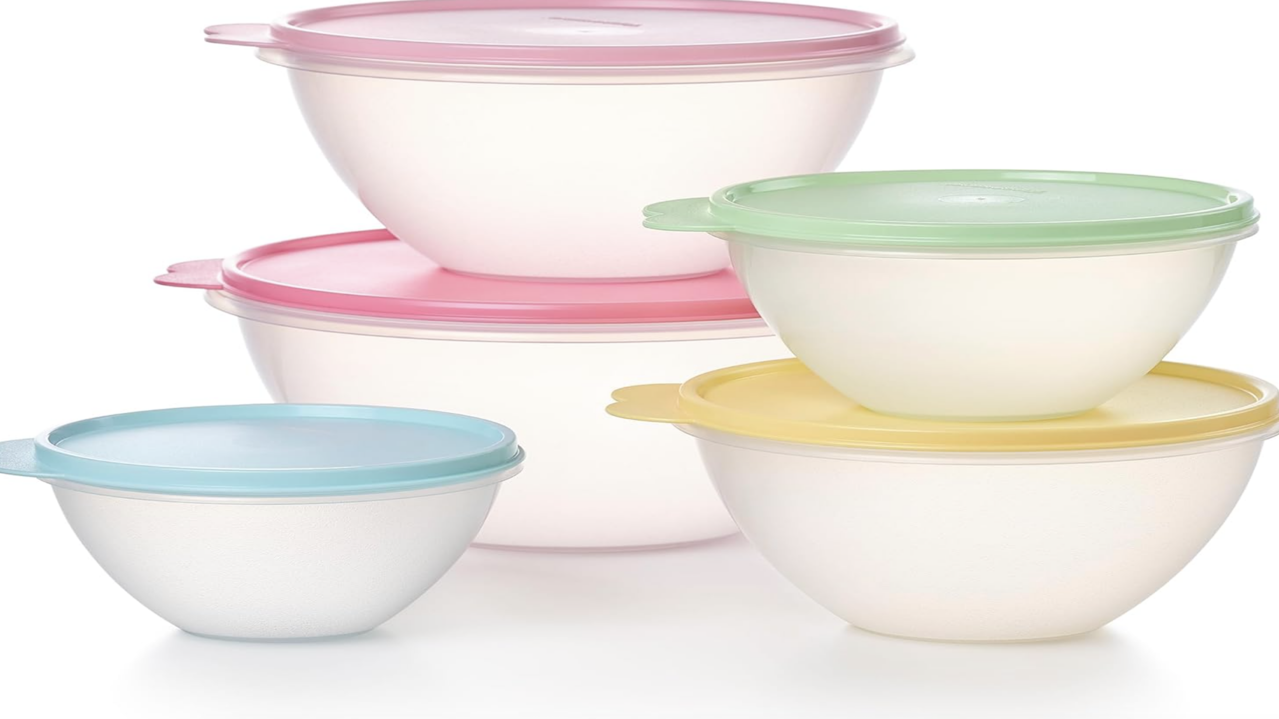 8 valuable vintage Tupperware bowls like Wonderlier sets